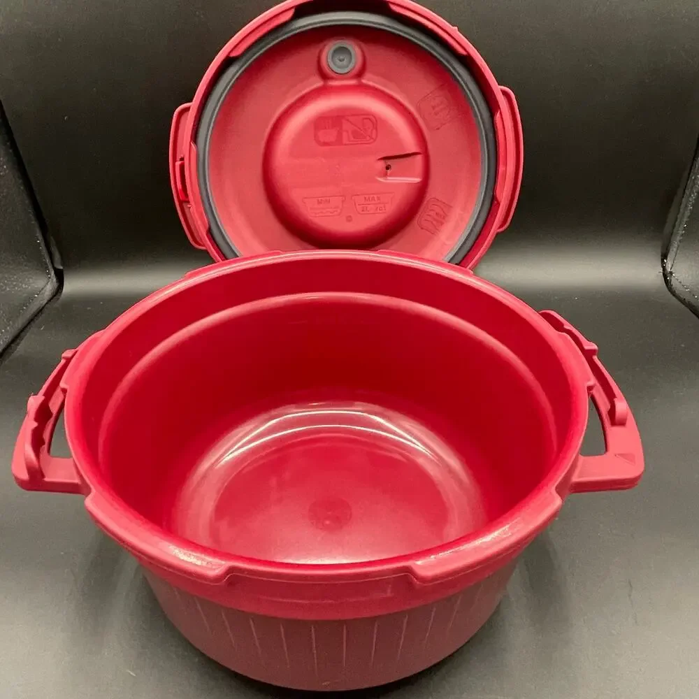 Tupperware Microwave Pressure Cooker 3Qt / 3L 2017 PARTS ONLY (Missing Valve)
